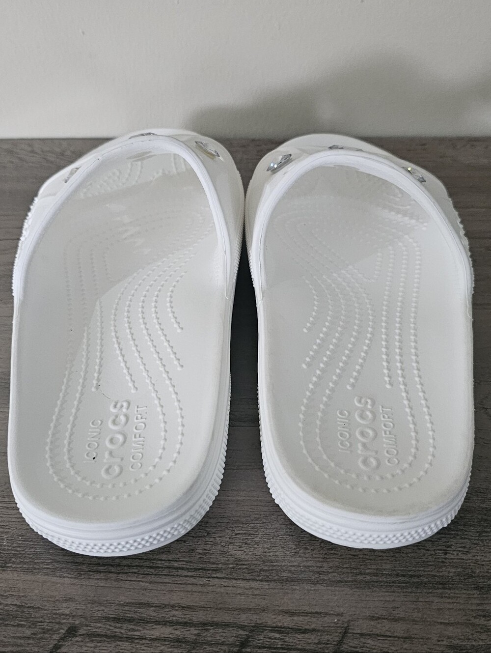 Crocs Adult Baya II Slide Sandals White Women 8 Men 6 Rhinestone Charms Slides - Picture 6 of 7
